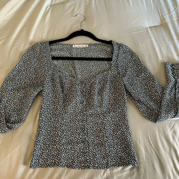 Abercrombie Long Sleeve Blouse - Picture 2 of 8